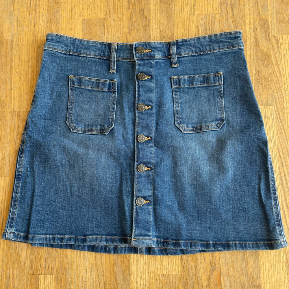 Gap button front denim skirt